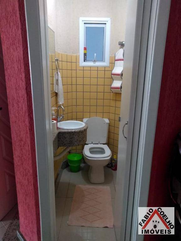 Sobrado à venda com 3 quartos, 210m² - Foto 23