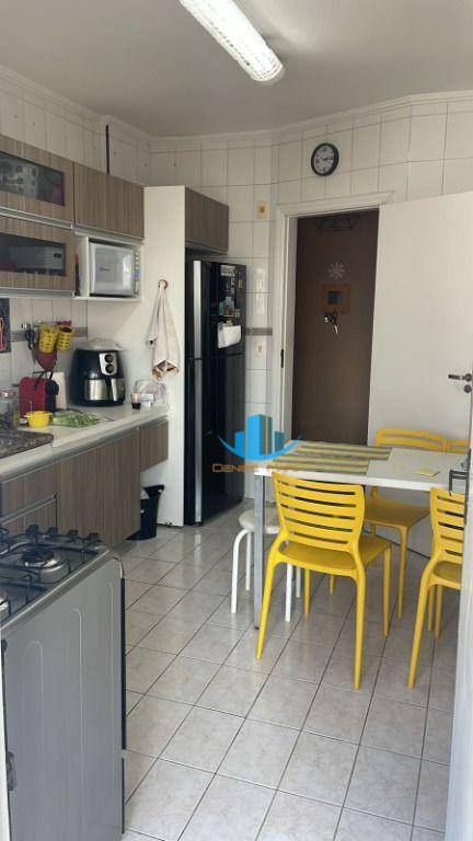 Apartamento à venda com 3 quartos, 86m² - Foto 14