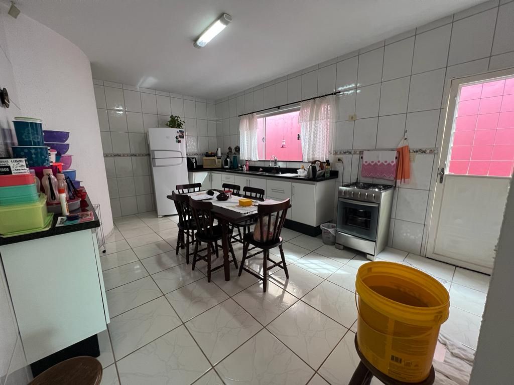 Casa à venda com 3 quartos, 160m² - Foto 23