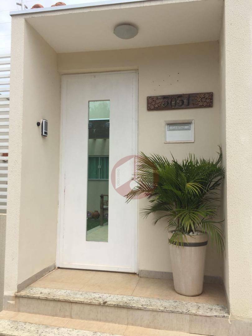 Casa à venda com 3 quartos, 280m² - Foto 4