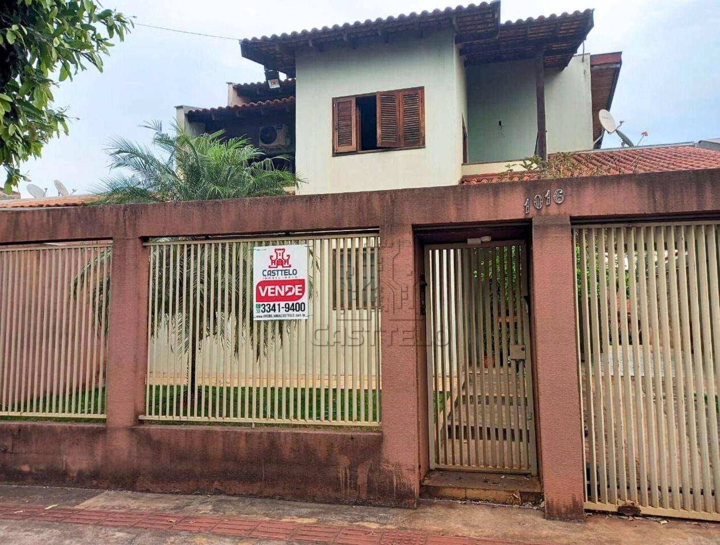 Sobrado à venda com 4 quartos, 183m² - Foto 1