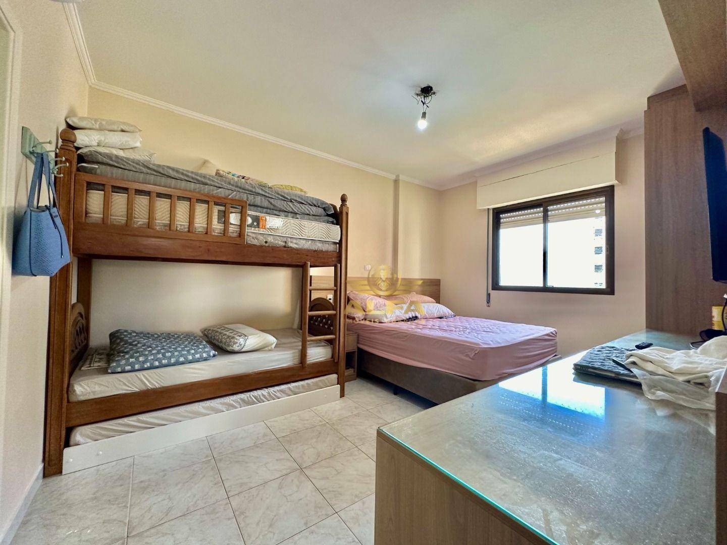 Apartamento à venda com 3 quartos, 145m² - Foto 17