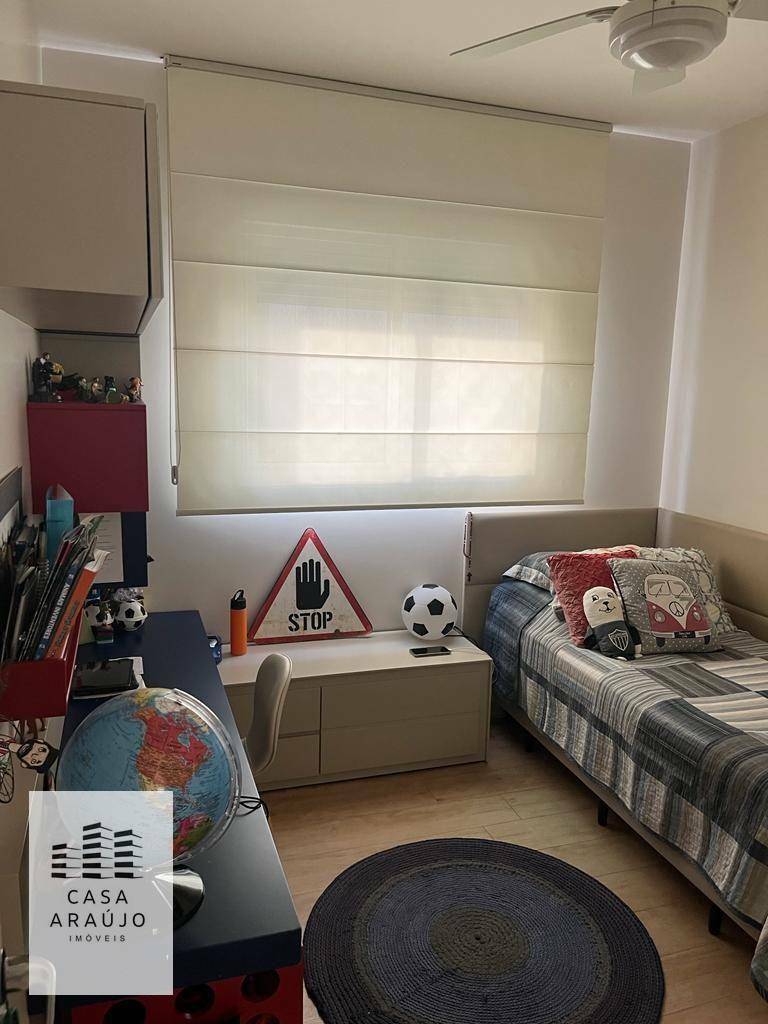 Apartamento à venda com 4 quartos, 130m² - Foto 14