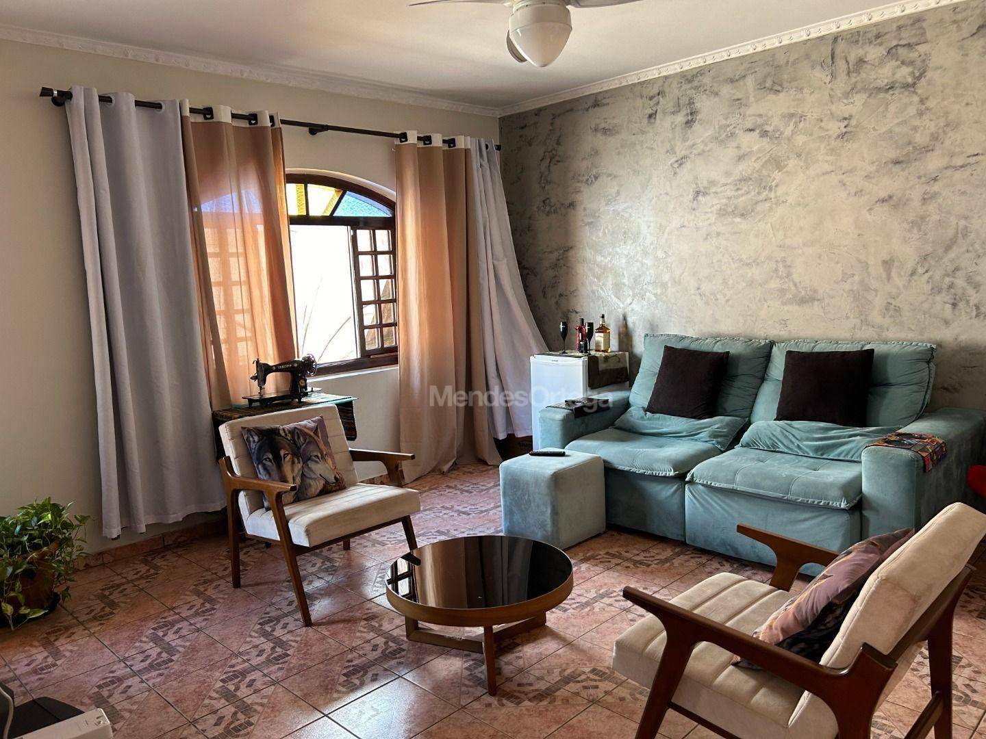 Casa à venda com 3 quartos, 174m² - Foto 7