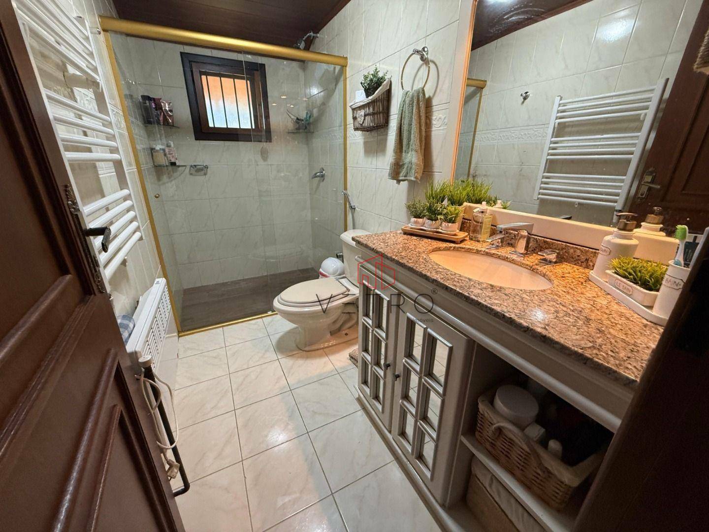 Casa à venda com 4 quartos, 260m² - Foto 18