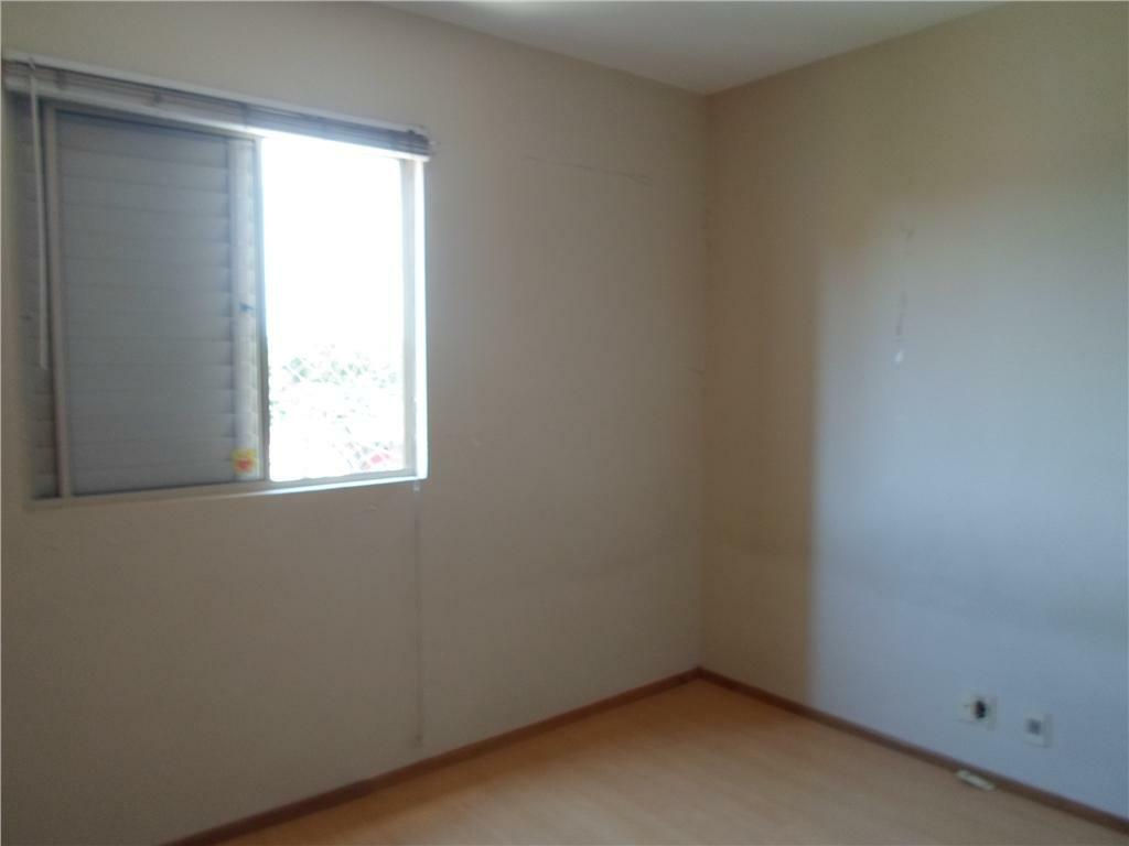 Apartamento para alugar com 3 quartos, 71m² - Foto 11