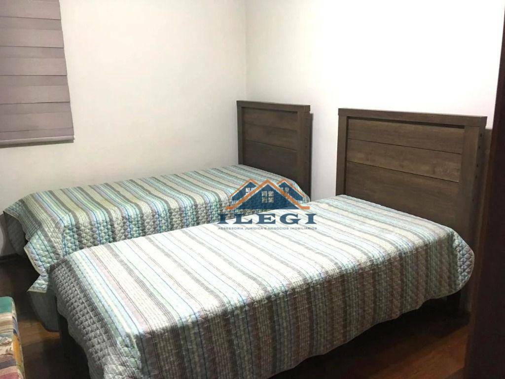 Apartamento para alugar com 3 quartos, 117m² - Foto 7