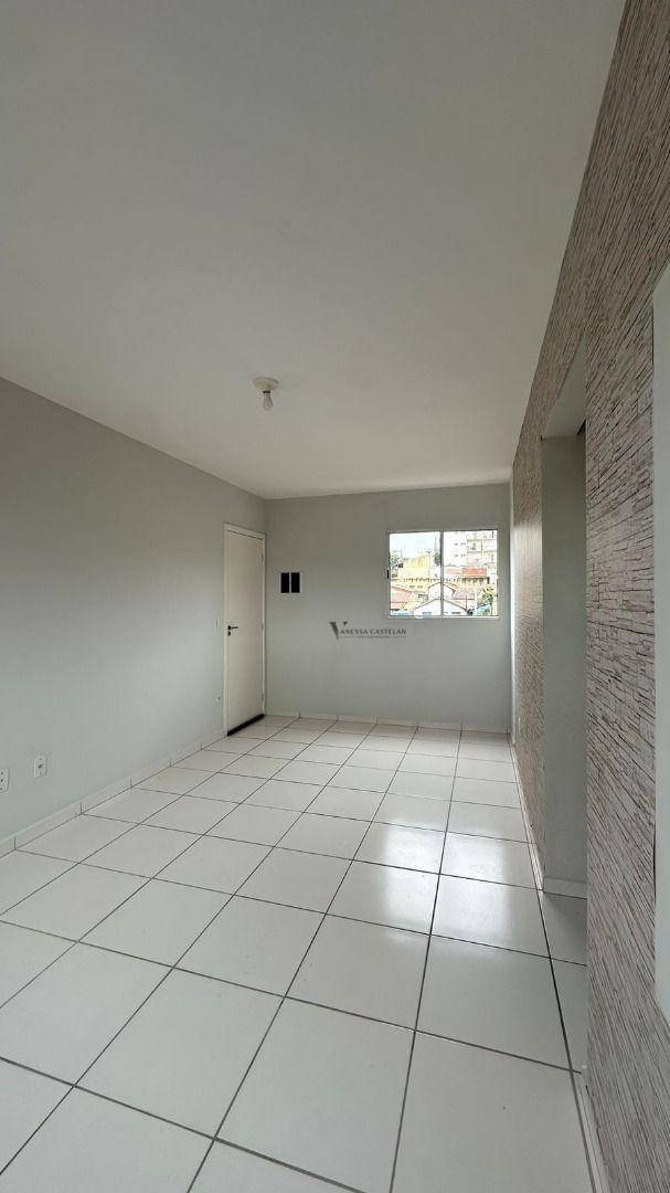 Apartamento à venda com 2 quartos, 76m² - Foto 6