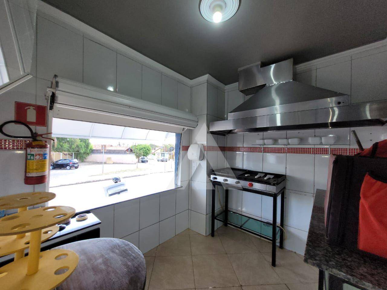 Casa à venda com 2 quartos, 120M2 - Foto 1