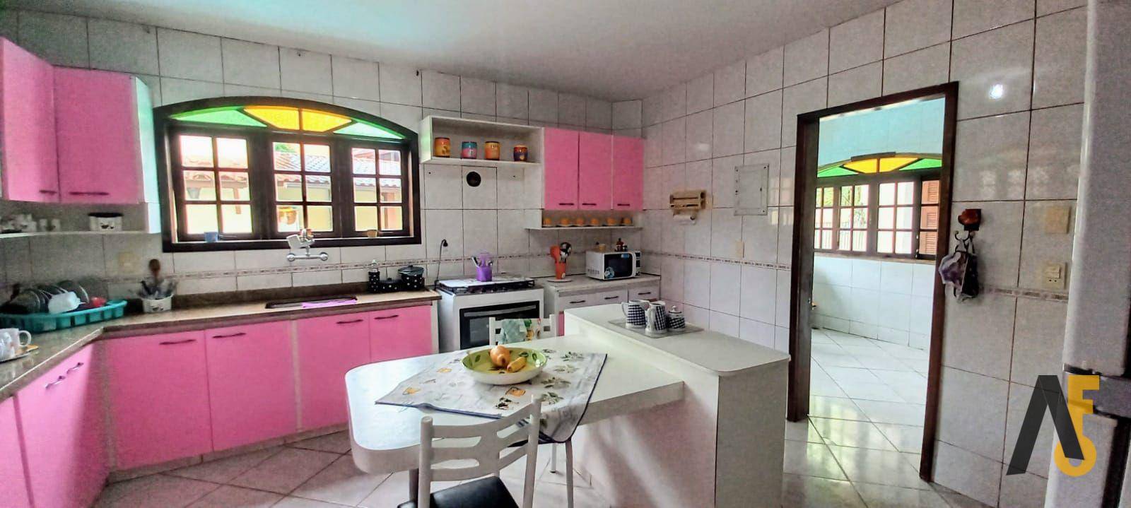 Casa de Condomínio à venda com 4 quartos, 350m² - Foto 15