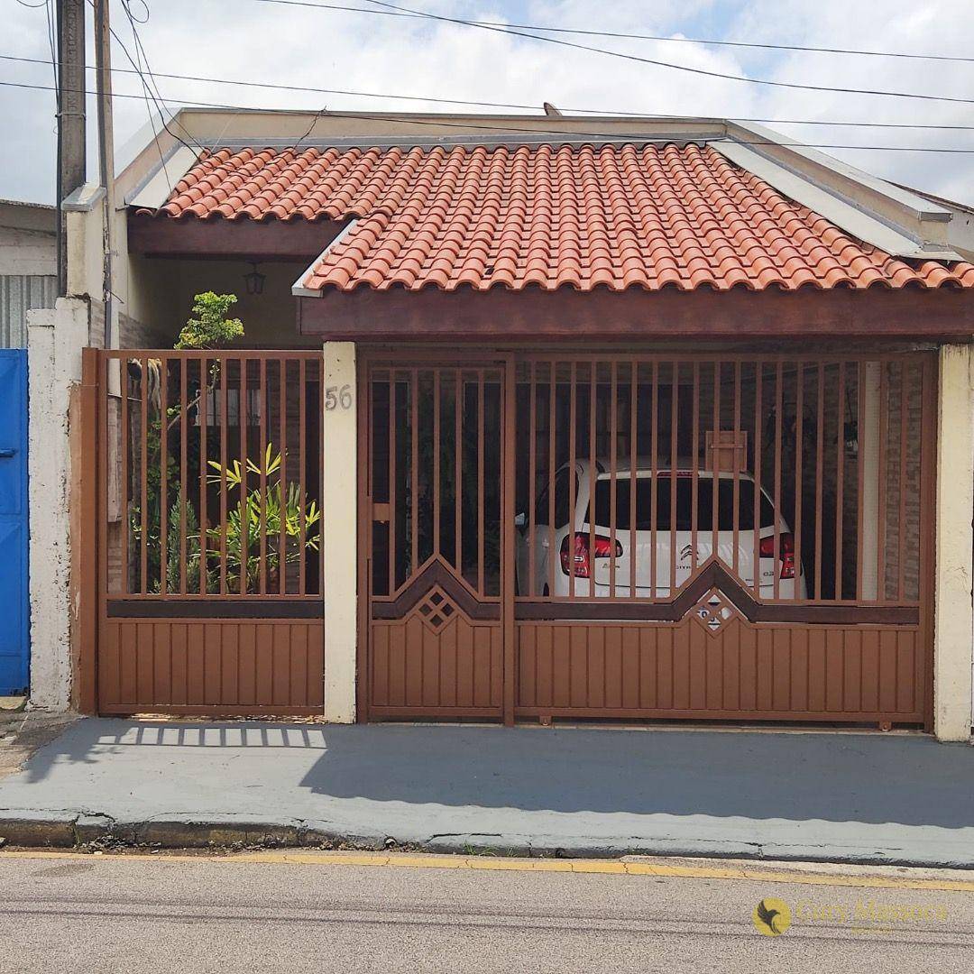 Casa à venda com 2 quartos, 130m² - Foto 1