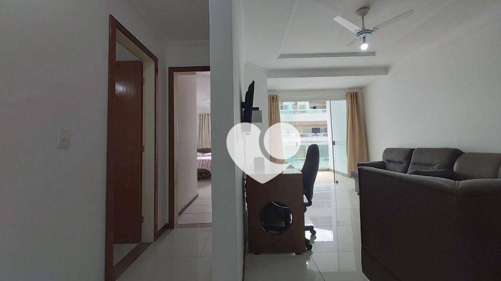 Apartamento para alugar com 3 quartos, 96m² - Foto 4