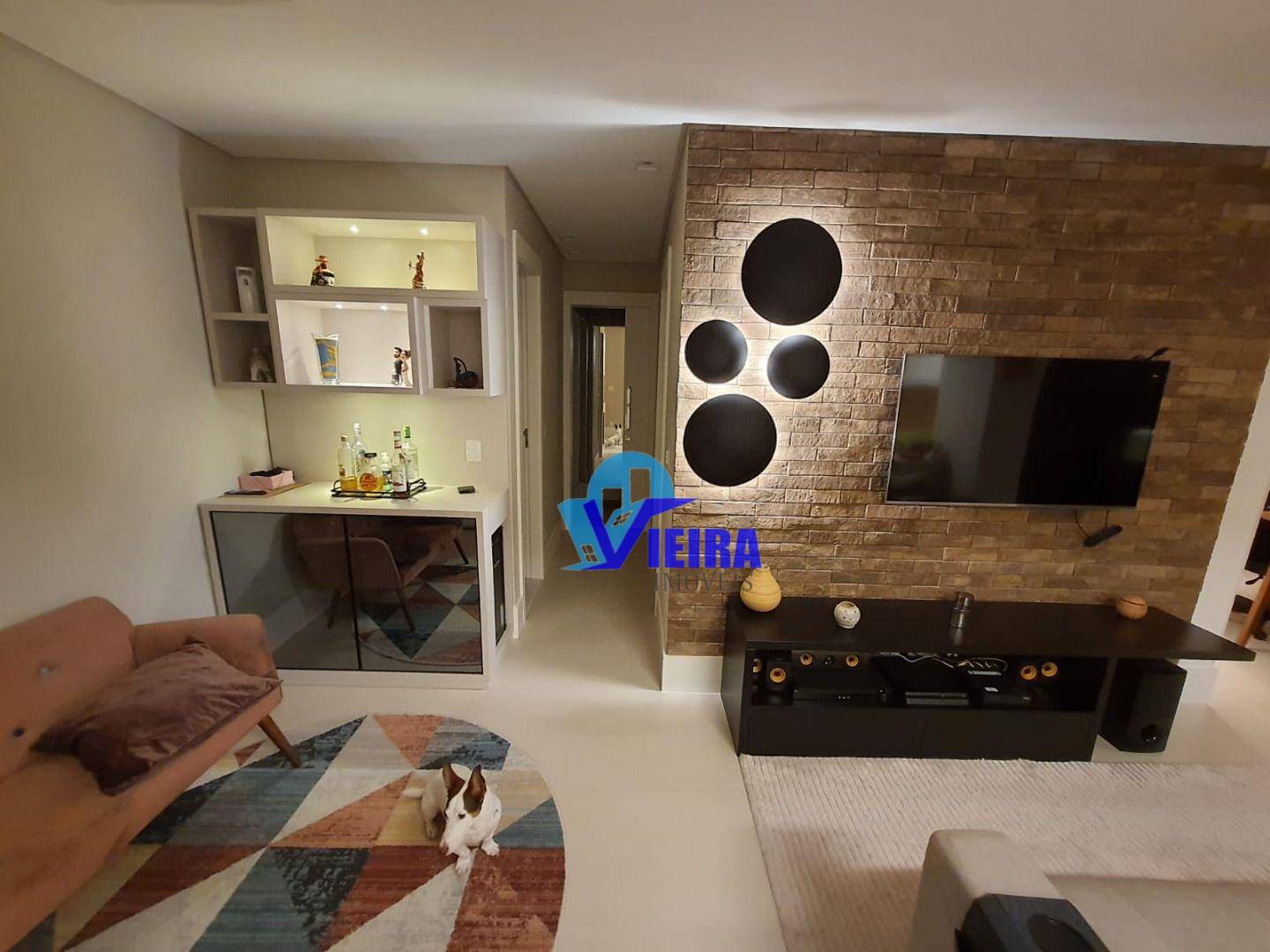 Apartamento à venda com 2 quartos, 62m² - Foto 2