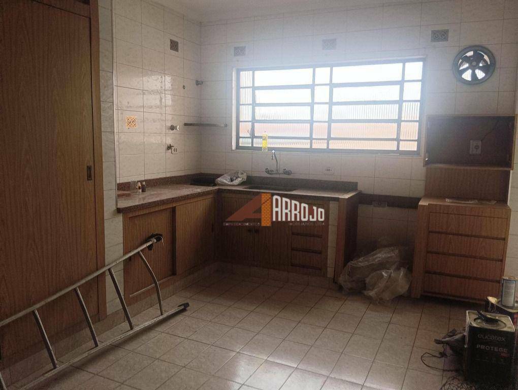 Sobrado à venda com 3 quartos, 171m² - Foto 18