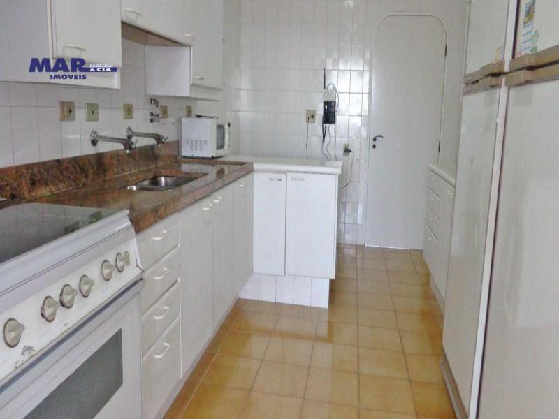 Apartamento à venda com 3 quartos, 180m² - Foto 11