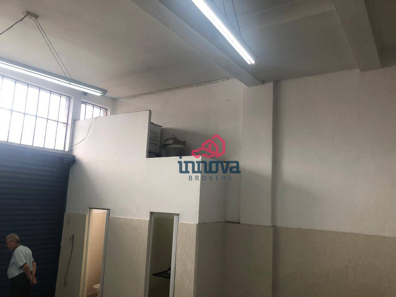 Depósito-Galpão-Armazém para alugar, 150m² - Foto 3