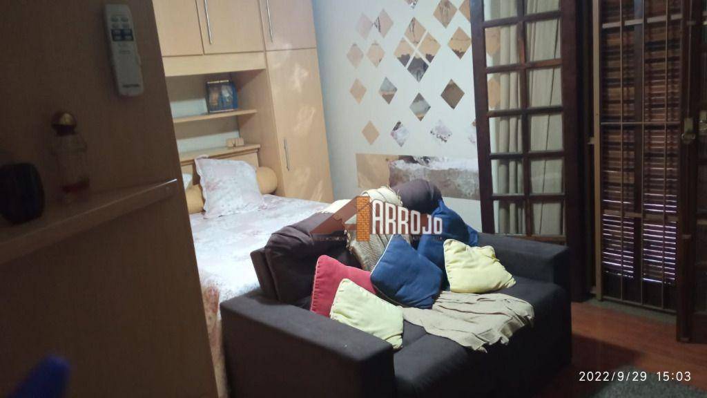 Sobrado à venda com 2 quartos, 236m² - Foto 23