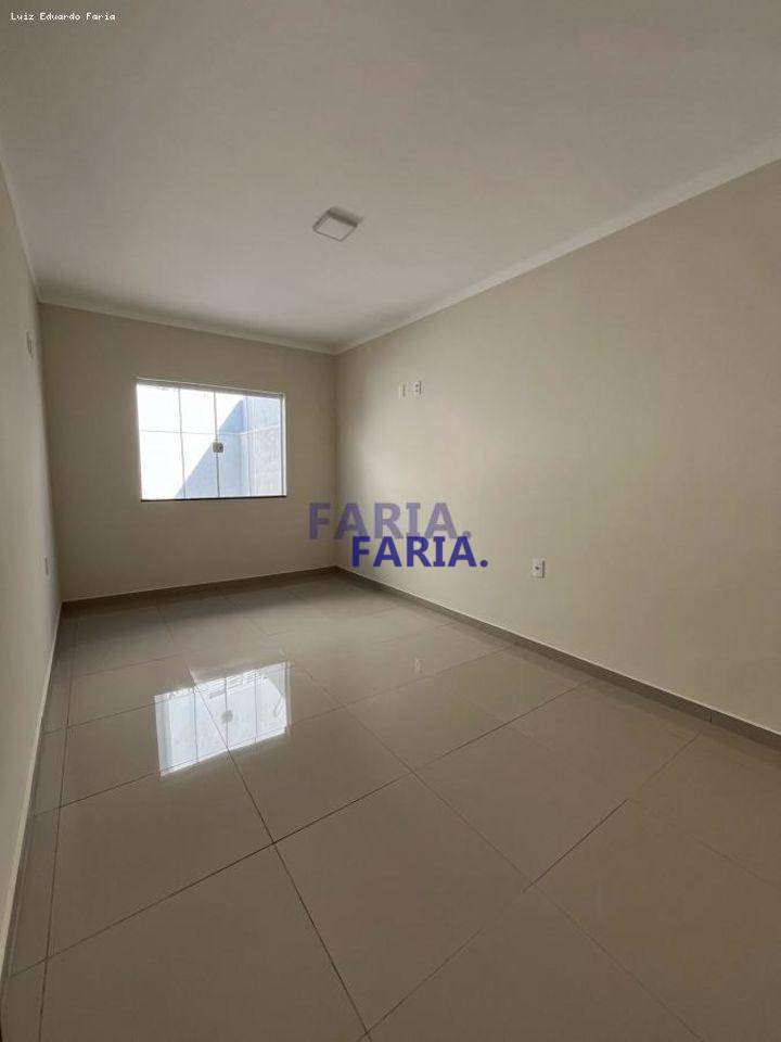 Casa à venda com 3 quartos, 210M2 - Foto 11