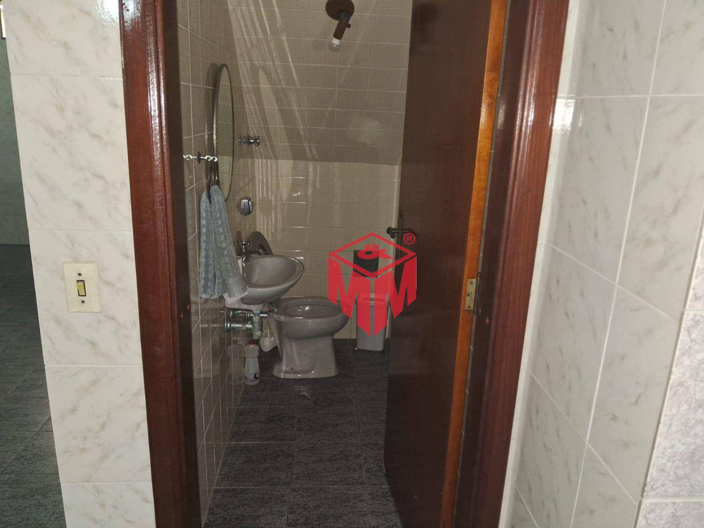 Sobrado à venda com 4 quartos, 380m² - Foto 8