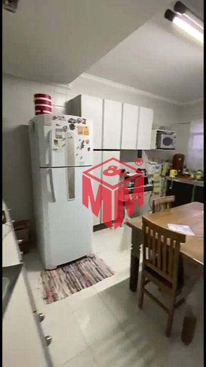 Sobrado à venda com 2 quartos, 121m² - Foto 4