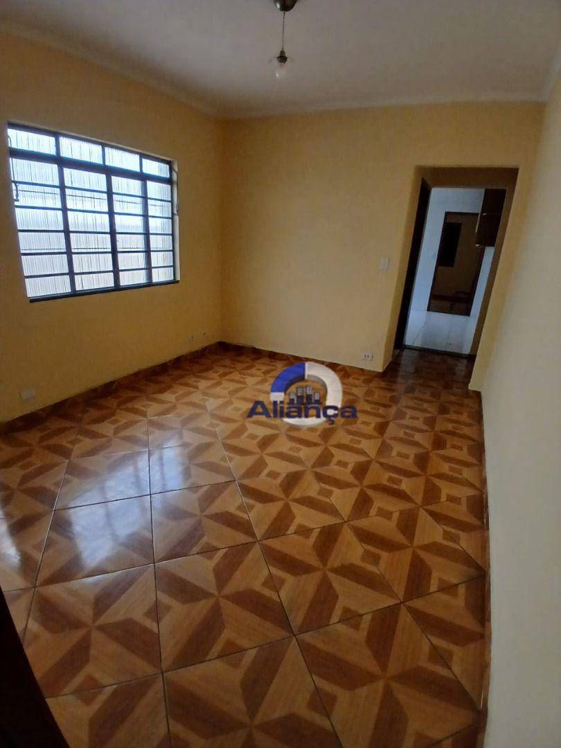 Casa para alugar com 2 quartos, 125m² - Foto 10