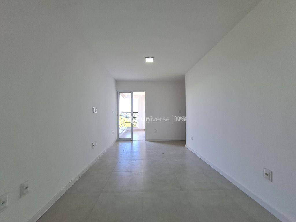 Apartamento para alugar com 2 quartos, 80m² - Foto 5