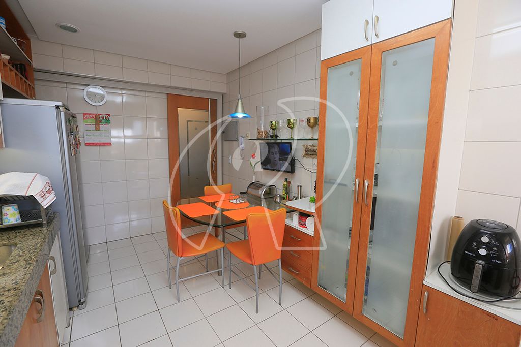 Apartamento à venda com 3 quartos, 118m² - Foto 16