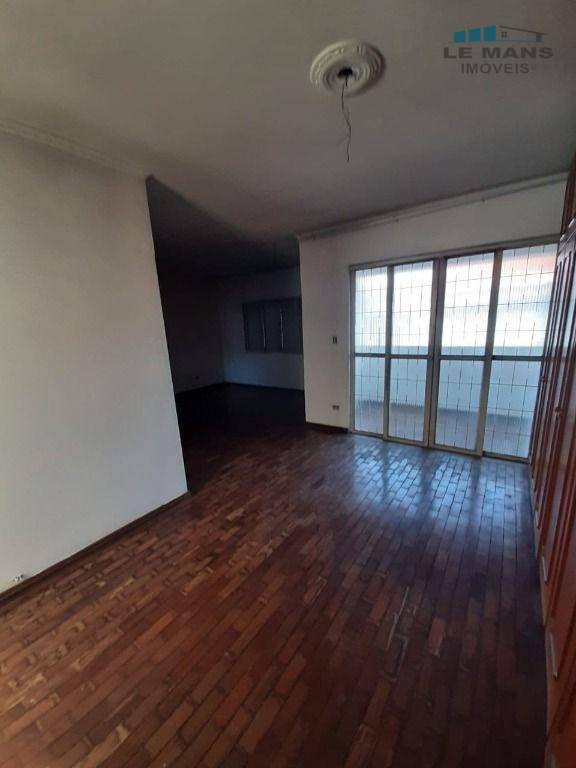 Casa à venda com 3 quartos, 237m² - Foto 14