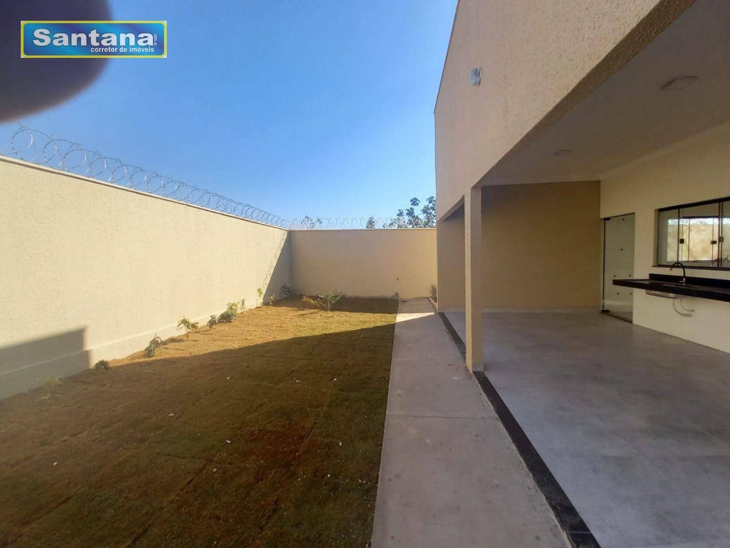 Casa à venda com 3 quartos, 145m² - Foto 4