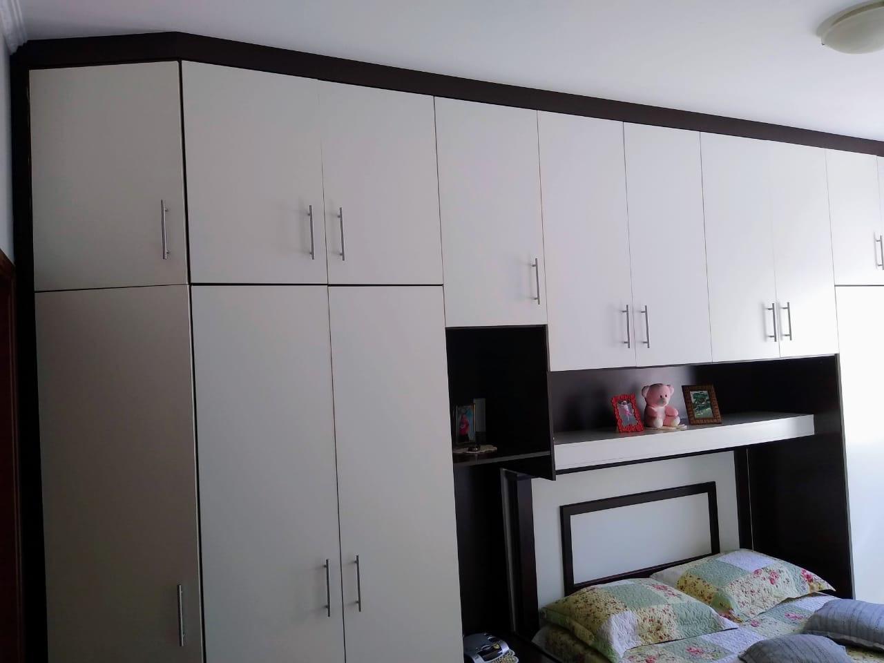 Casa à venda com 3 quartos, 250m² - Foto 7