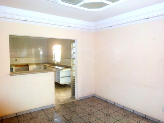 Sobrado à venda com 3 quartos, 152m² - Foto 2