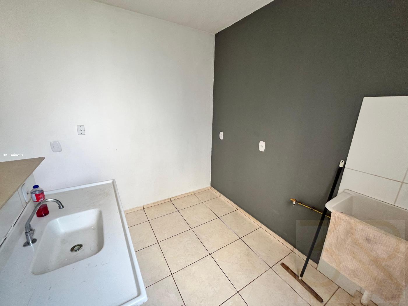 Apartamento à venda com 2 quartos, 42m² - Foto 10