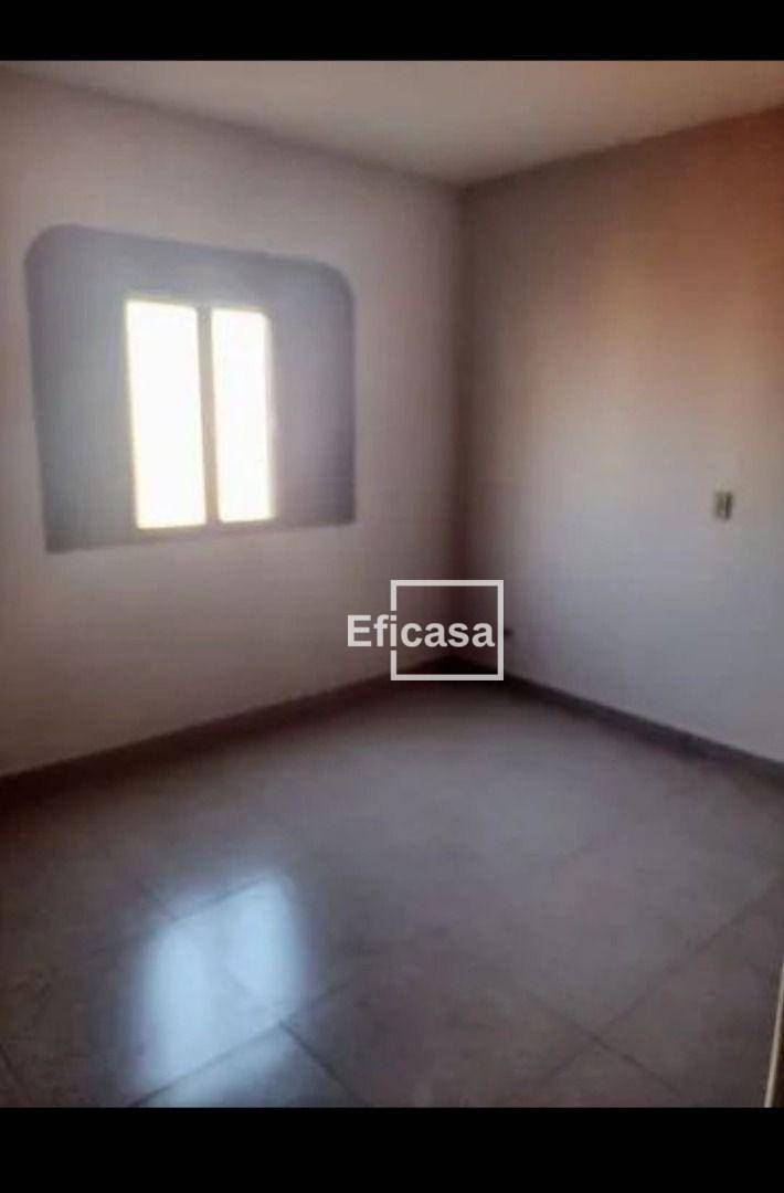 Casa à venda com 3 quartos, 400m² - Foto 11