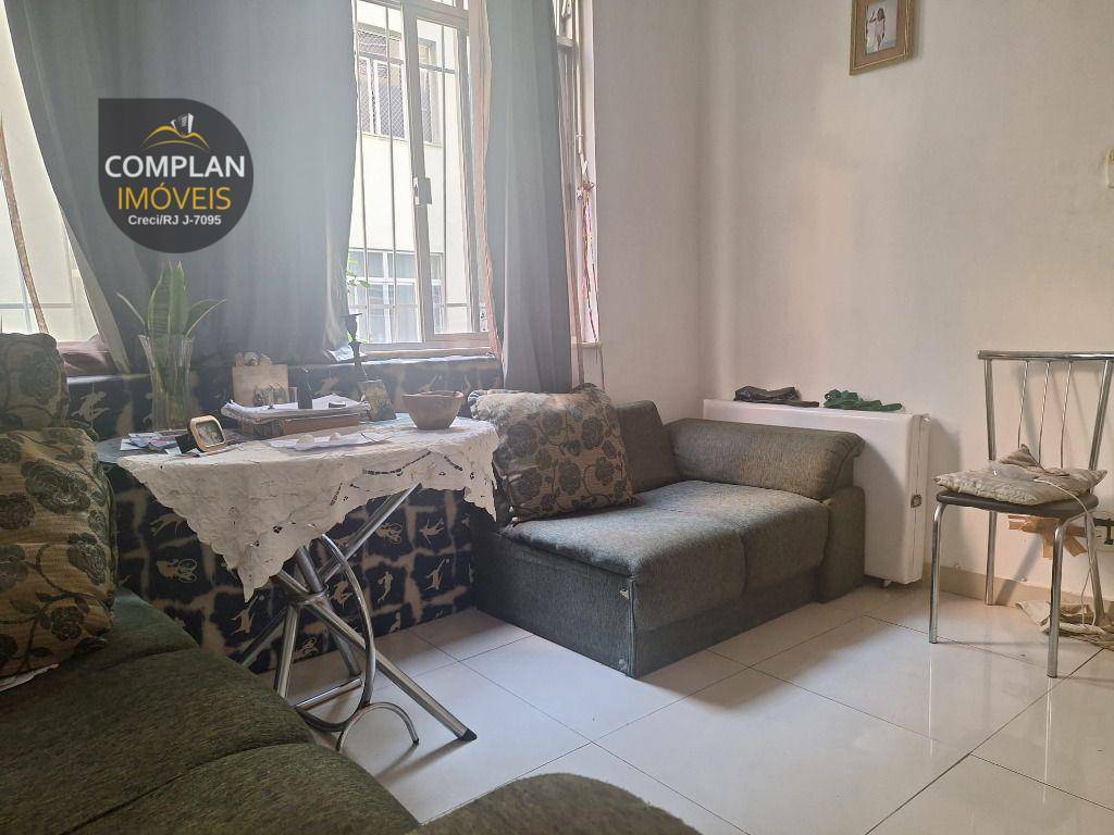 Apartamento à venda com 1 quarto, 47m² - Foto 1