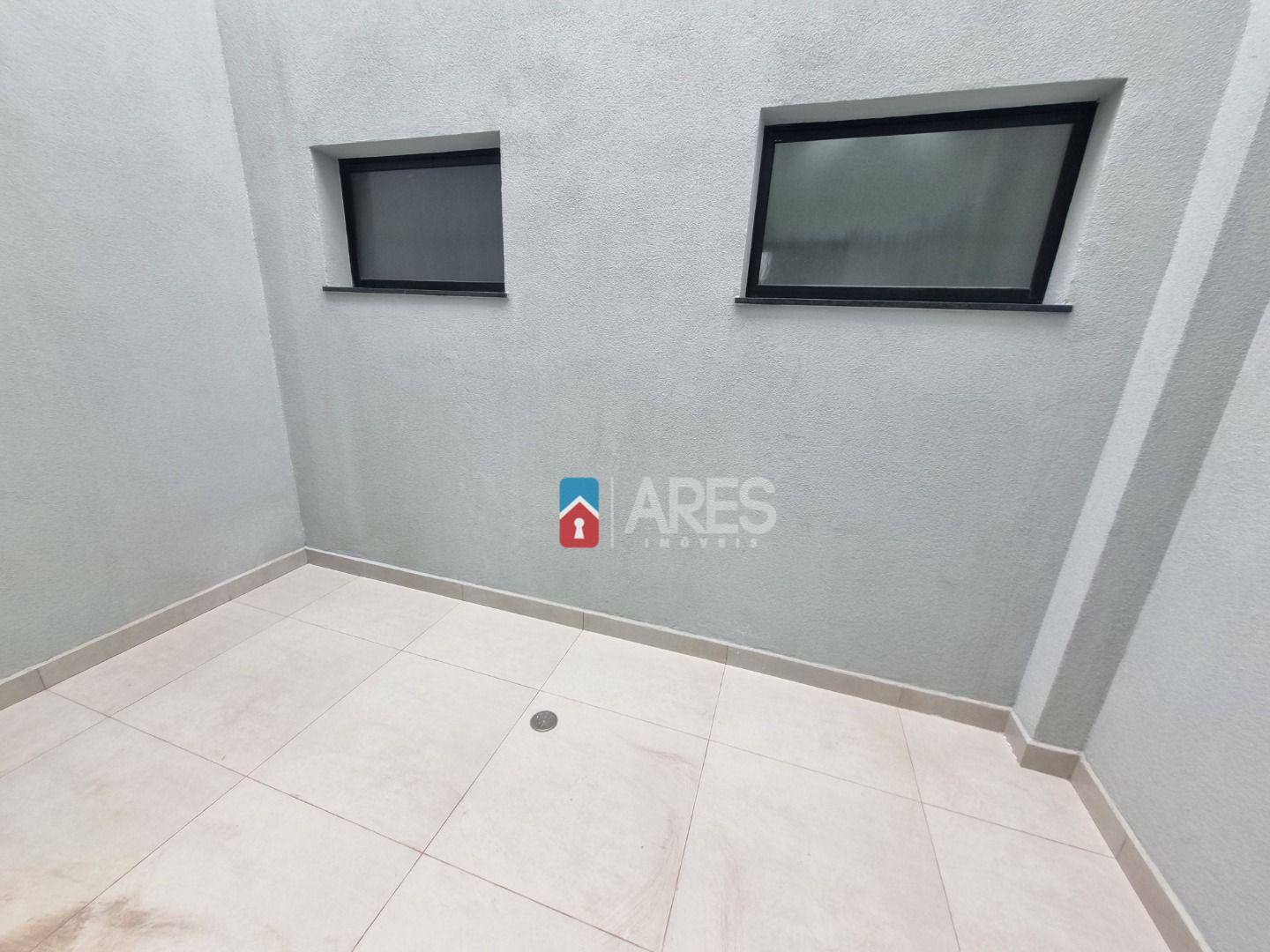 Casa à venda com 3 quartos, 168m² - Foto 7