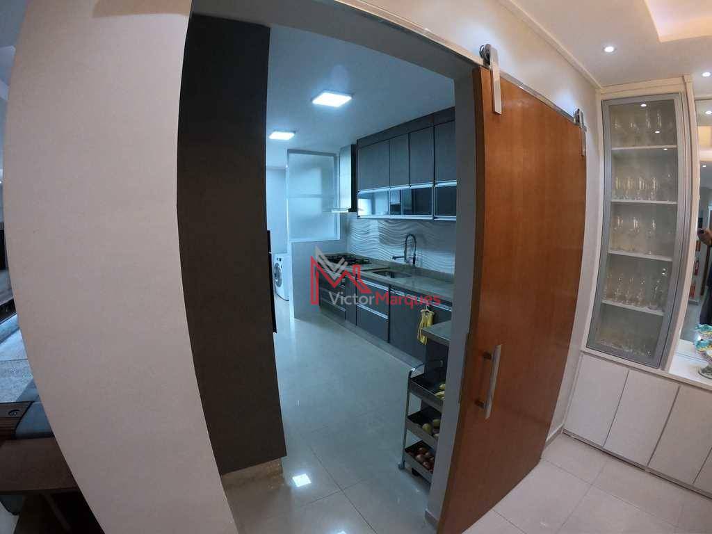 Apartamento à venda com 3 quartos, 135m² - Foto 23