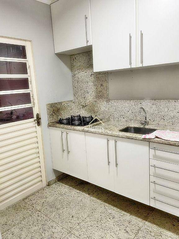 Sobrado à venda com 3 quartos, 94m² - Foto 10