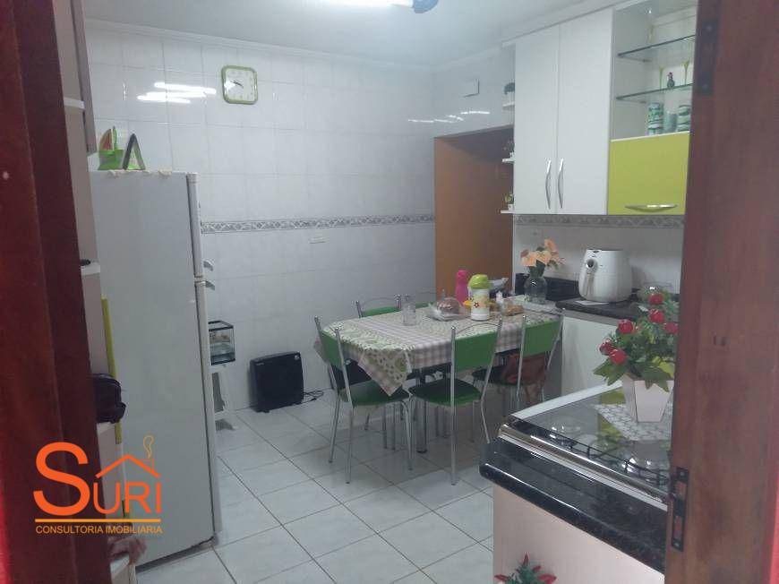 Casa à venda com 2 quartos, 195m² - Foto 12