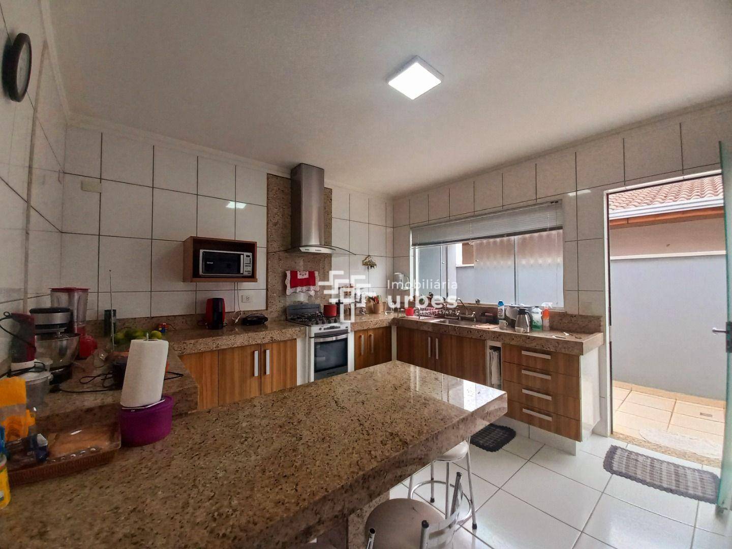 Casa à venda com 3 quartos, 396m² - Foto 13