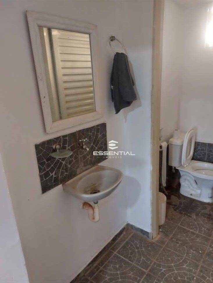 Chácara à venda com 2 quartos, 220m² - Foto 8