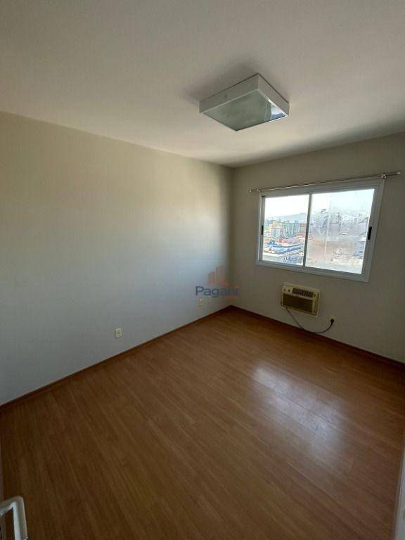 Cobertura à venda com 3 quartos, 230m² - Foto 19