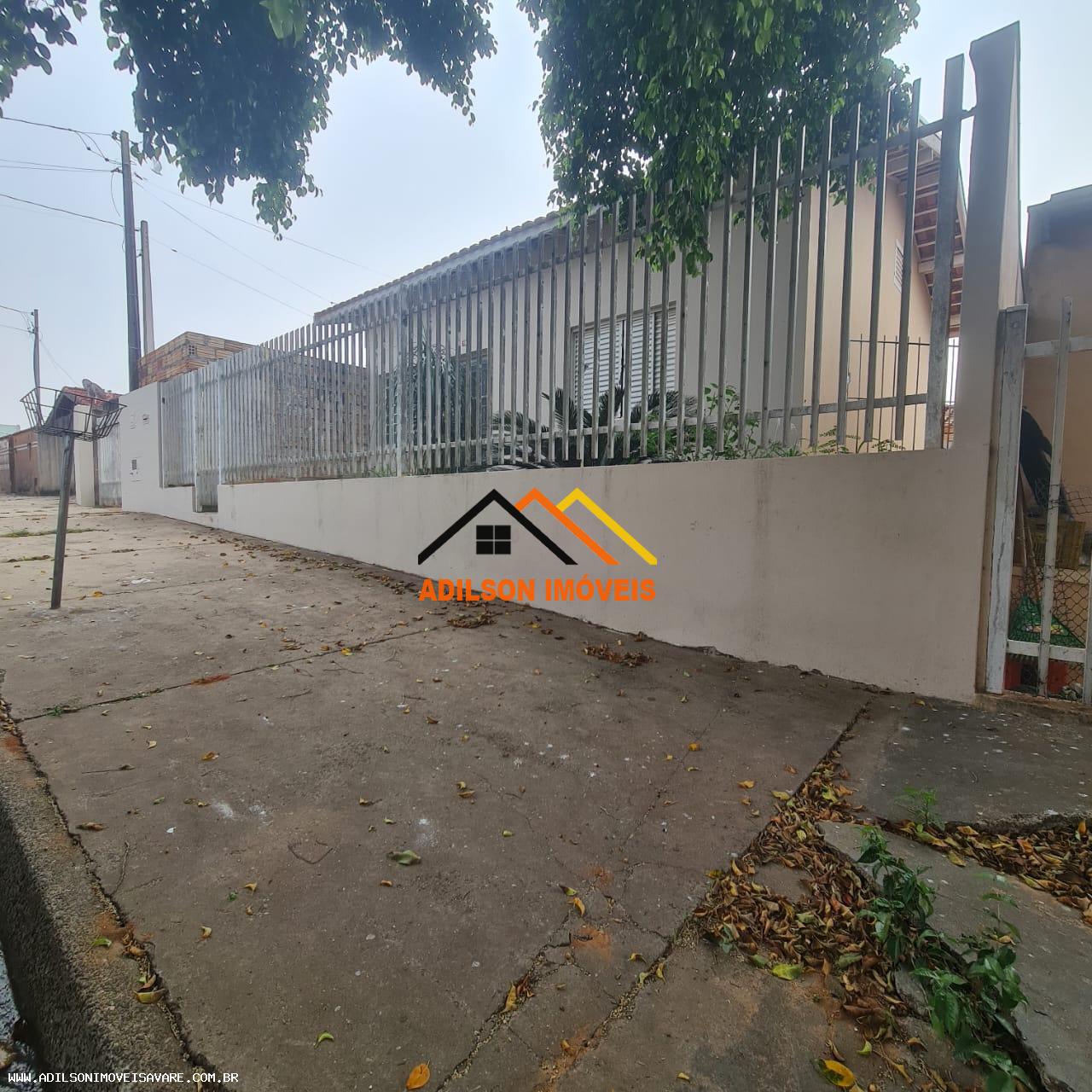 Casa à venda com 2 quartos, 200m² - Foto 3