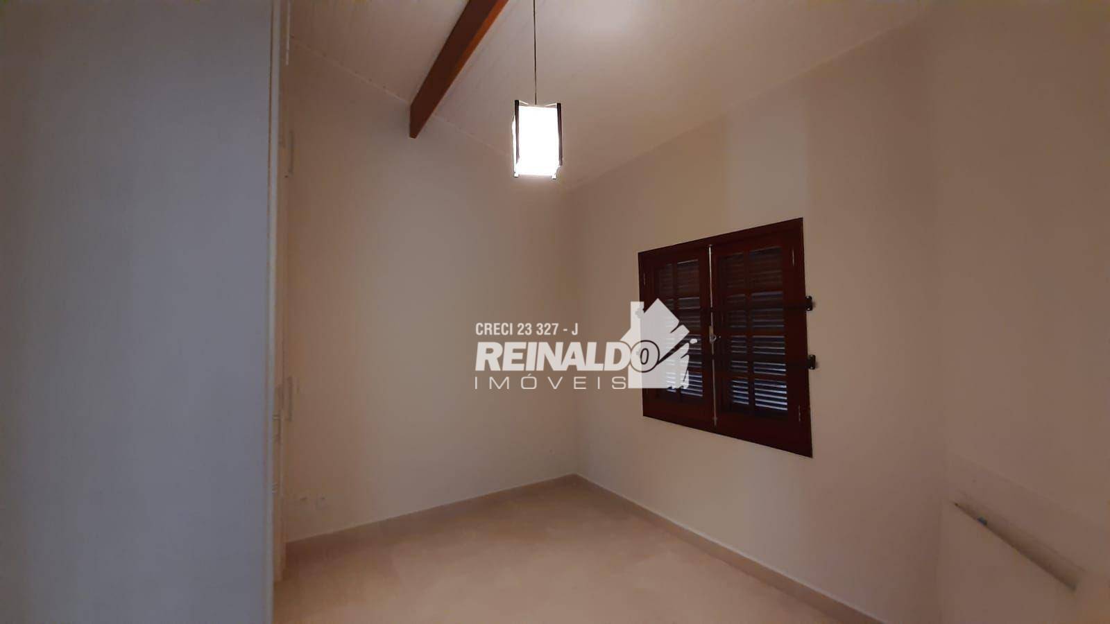 Casa de Condomínio à venda com 3 quartos, 250m² - Foto 4