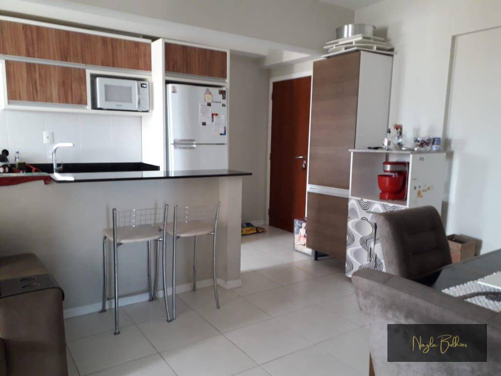 Apartamento à venda com 3 quartos, 78m² - Foto 1