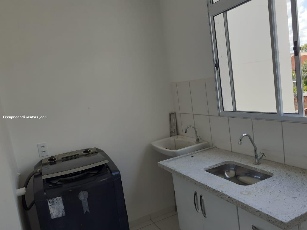 Apartamento à venda com 2 quartos, 42m² - Foto 17