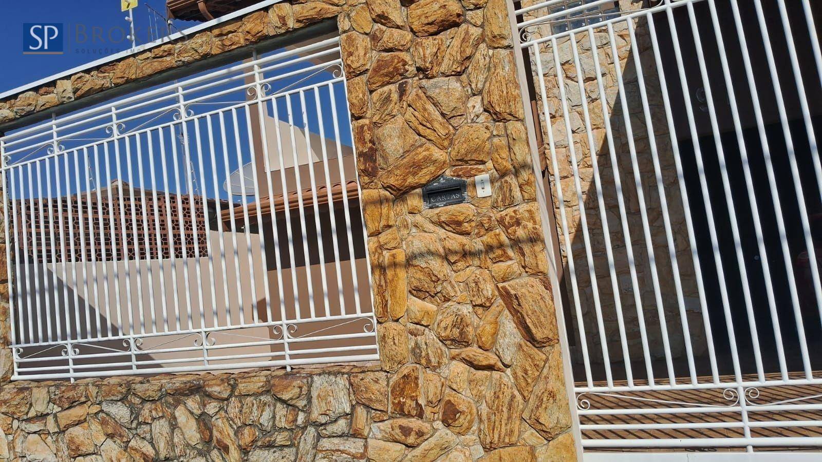 Casa, 4 quartos, 257 m² - Foto 3