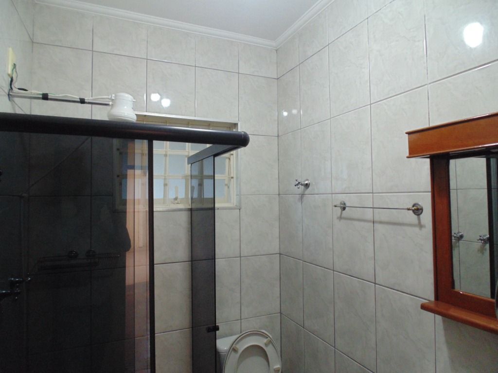 Casa à venda com 2 quartos, 60m² - Foto 10