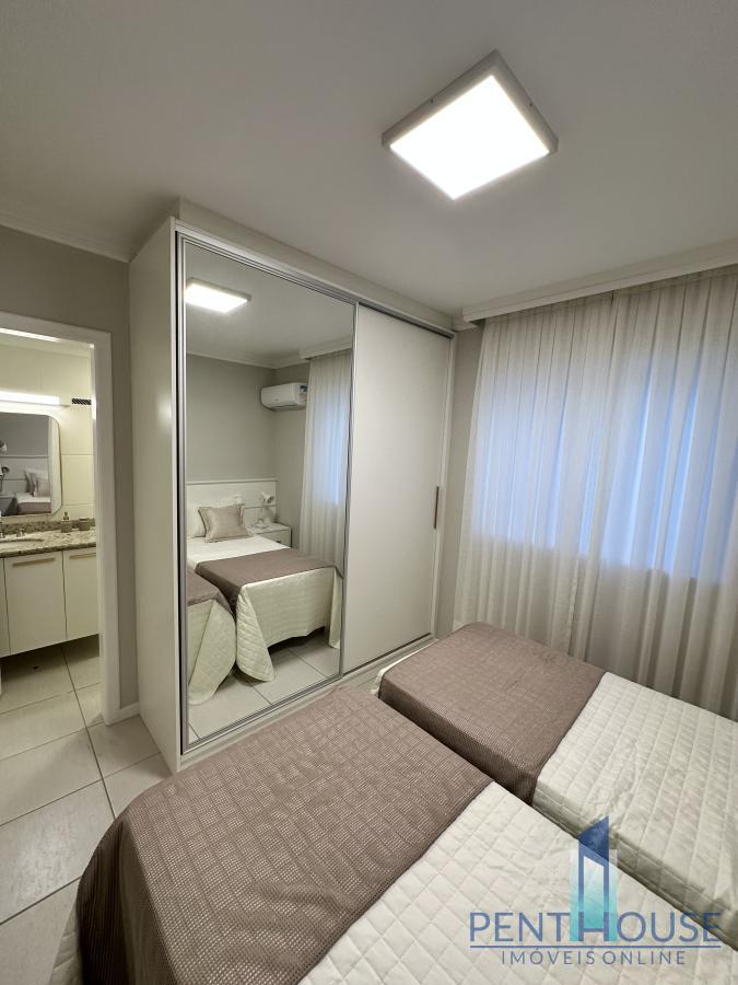 Apartamento à venda com 2 quartos, 100m² - Foto 35