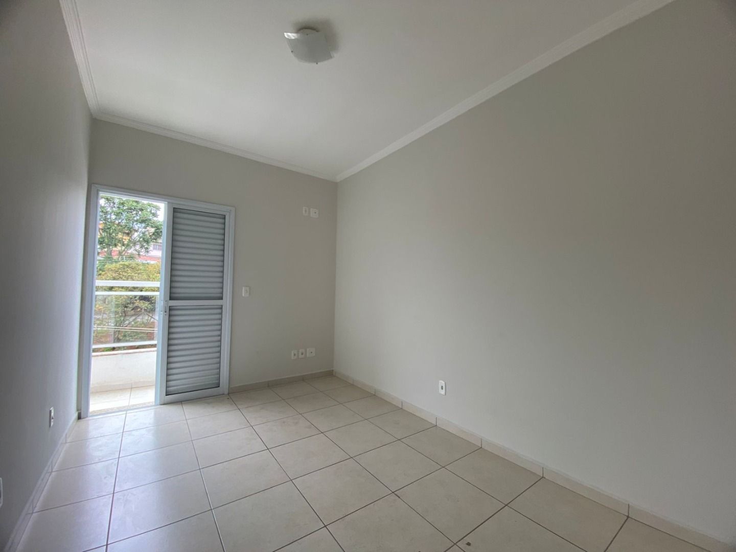 Apartamento à venda com 2 quartos, 70m² - Foto 10