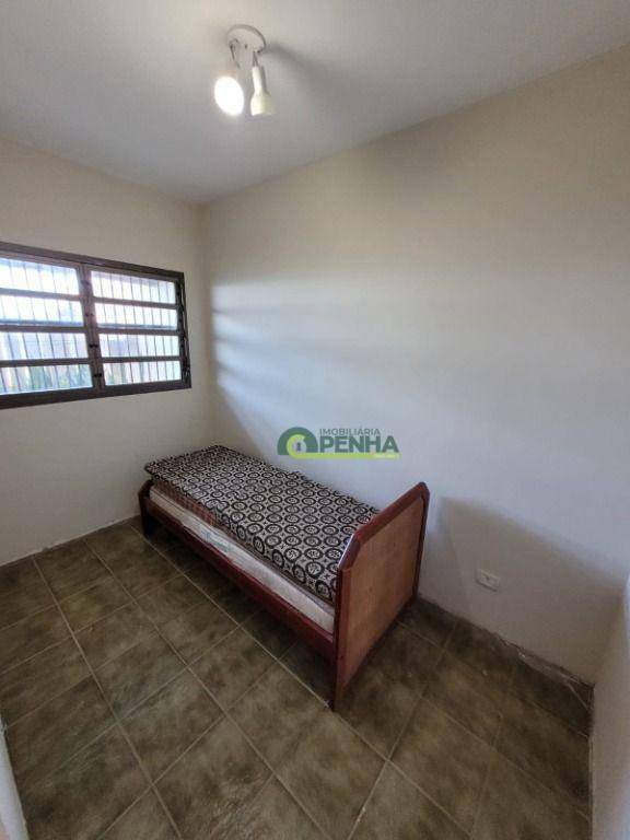 Casa à venda com 4 quartos, 274m² - Foto 18